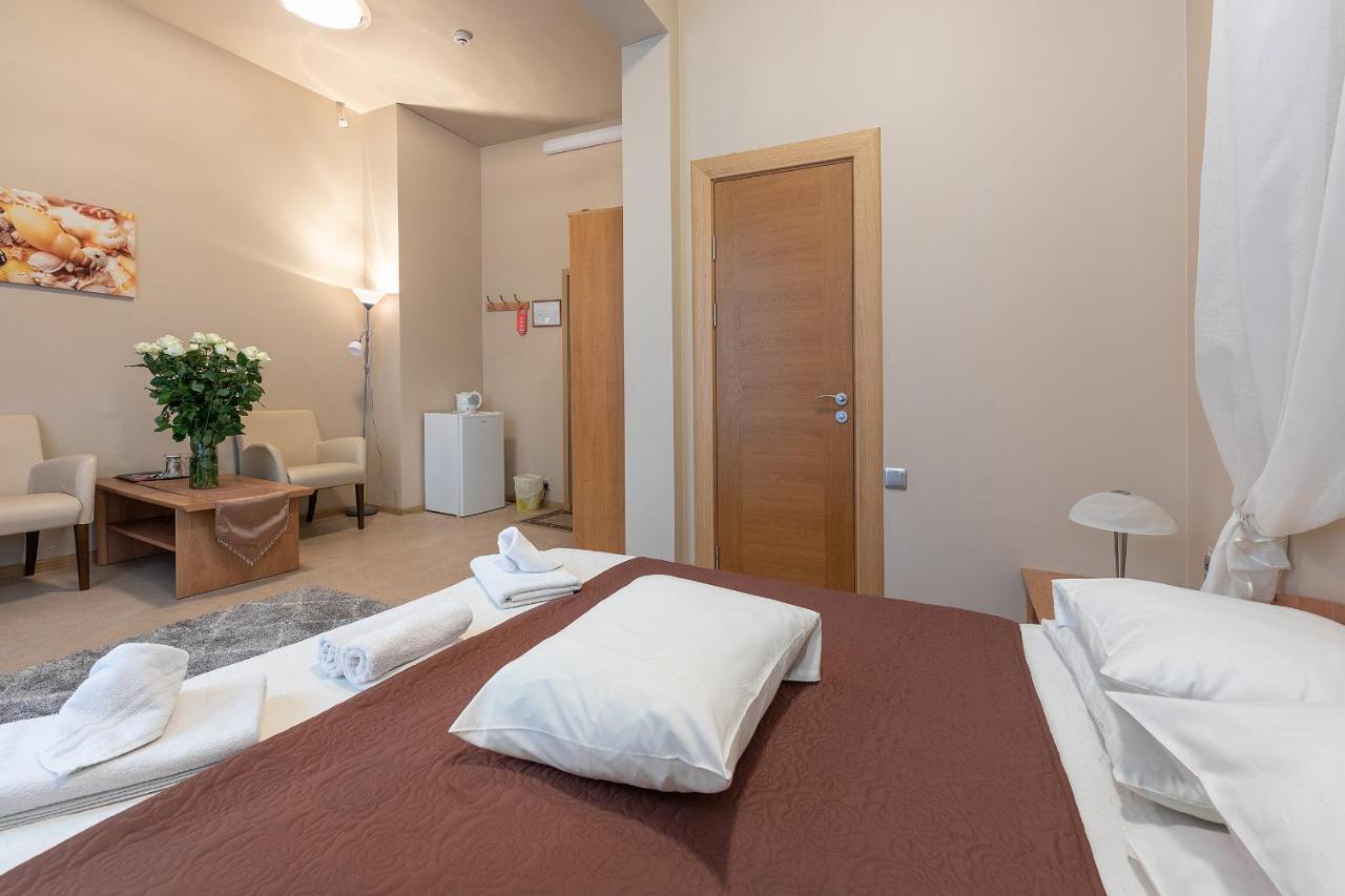Room In Bb - Valensija - Suite For Two In Nice Hotel Jūrkalne Exterior foto